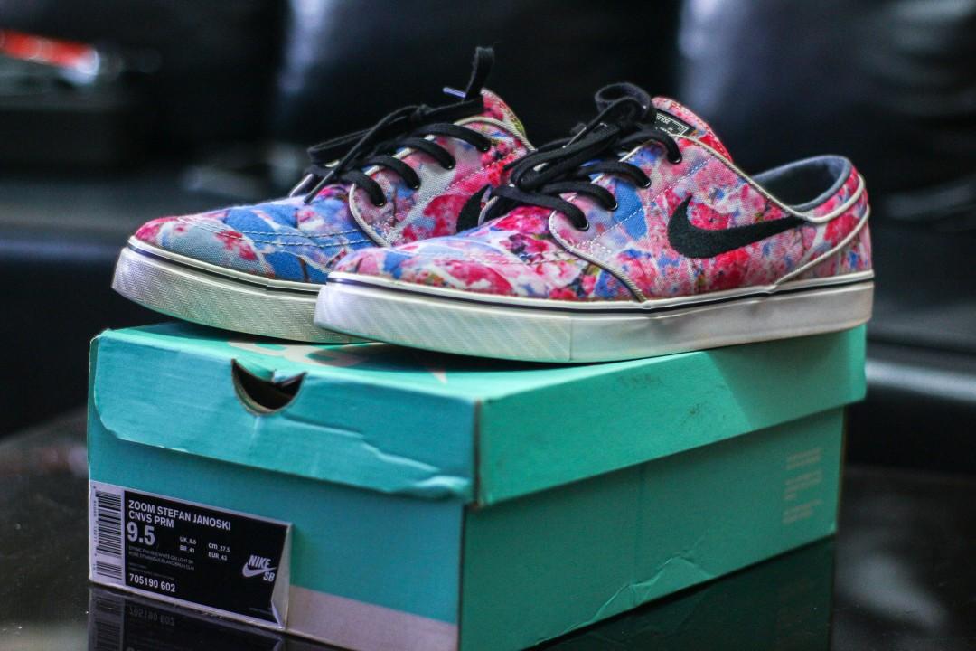 Nike janoski sakura new arrivals