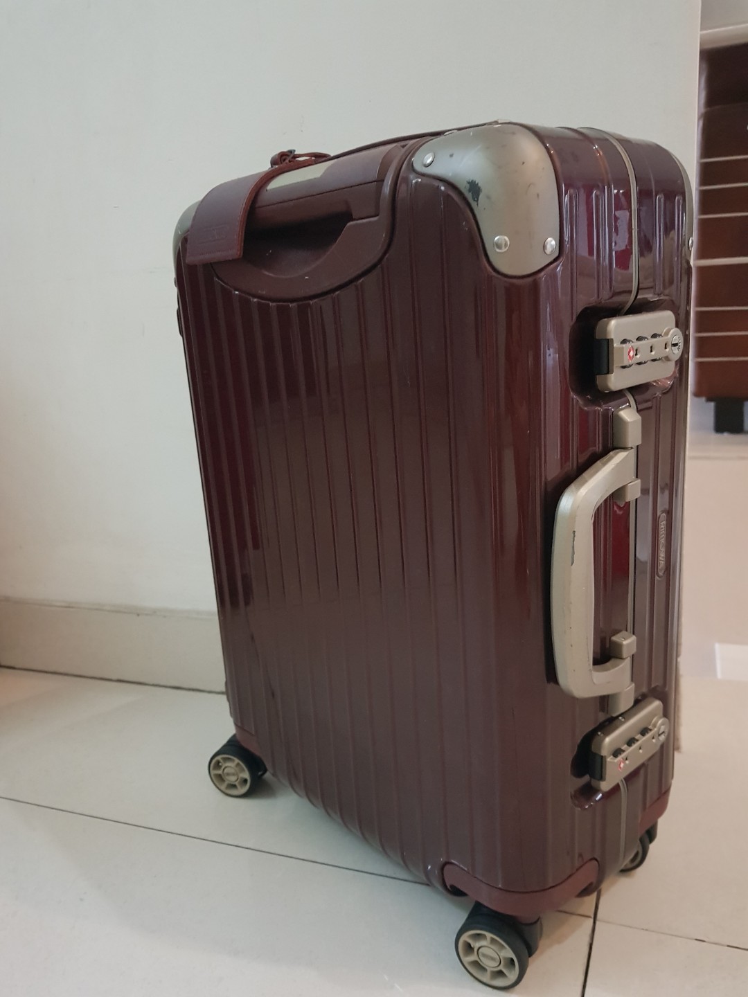 Rimowa Limbo 22 Maroon di Carousell