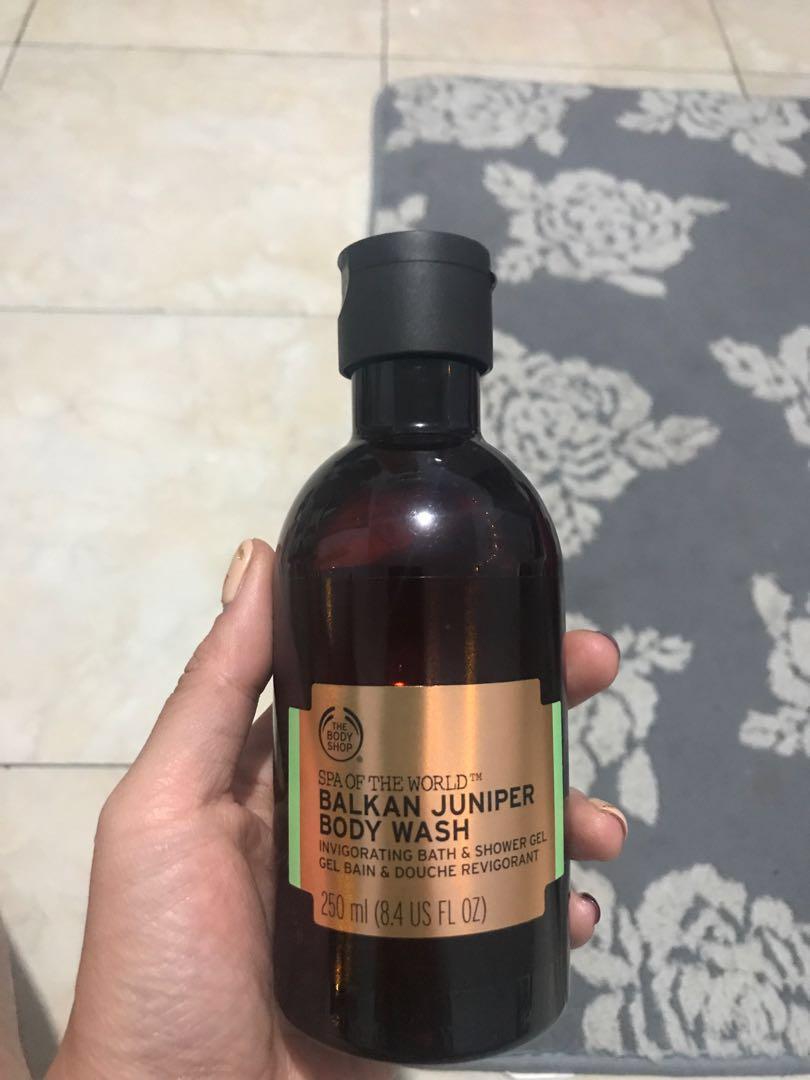 The Body Shop Balkan Juniper Body Wash 250ml Kesehatan