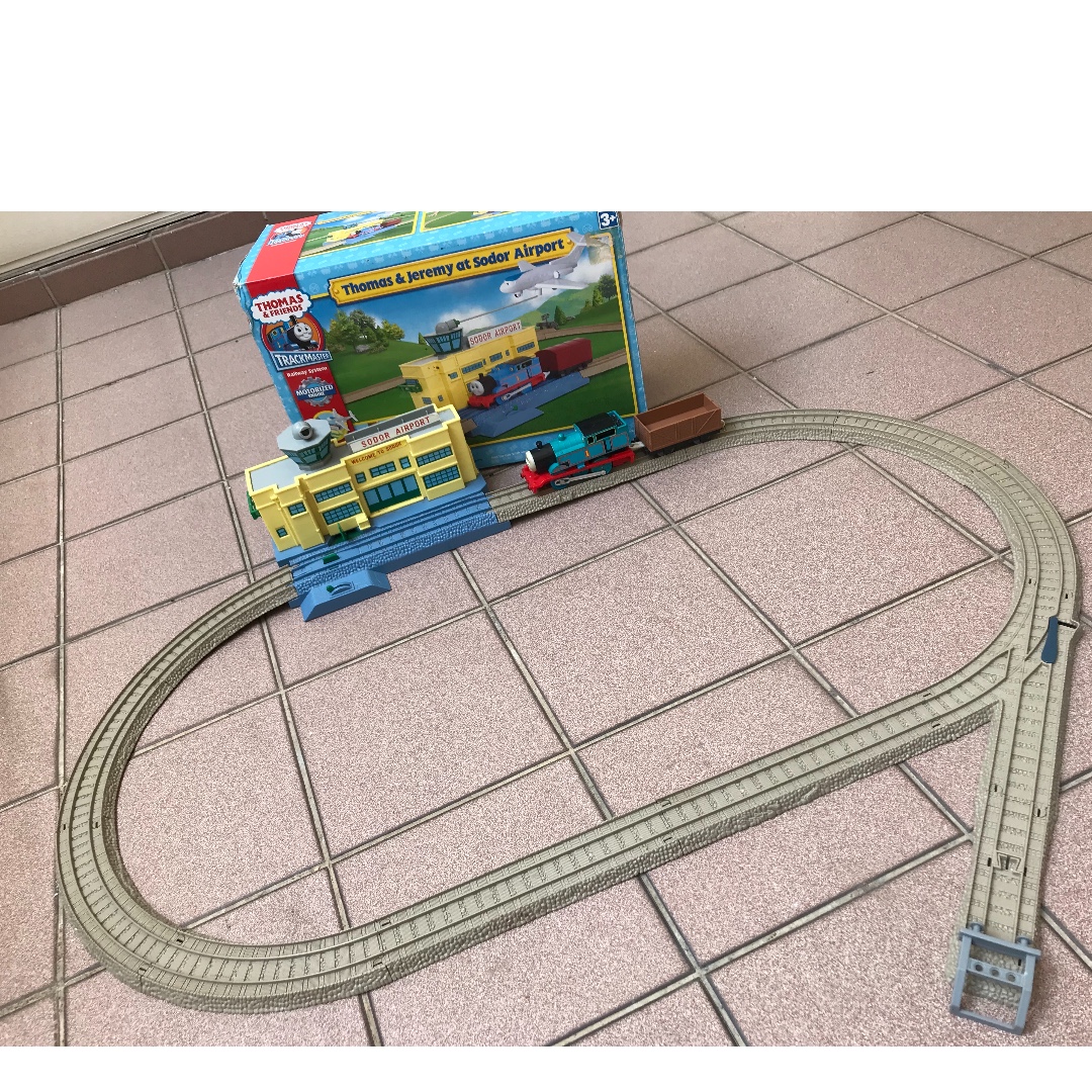 Thomas and friends Trackmaster Sodor Airport, Hobbies & Toys, Toys ...