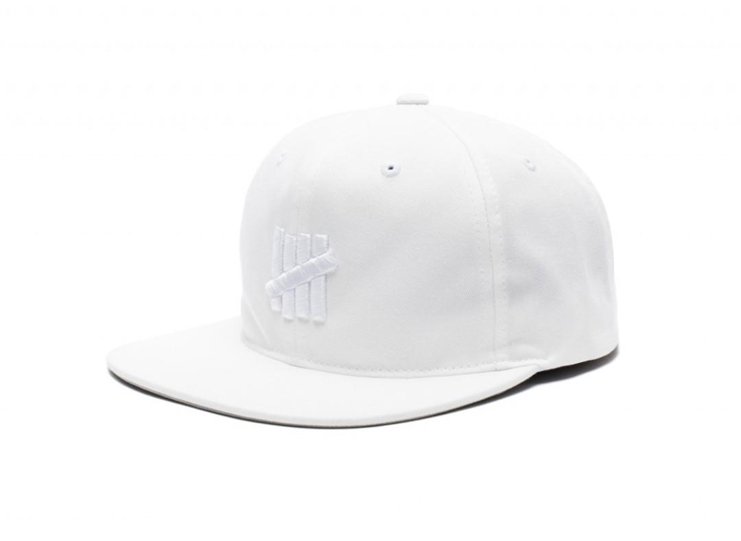 undefeated icon snapback