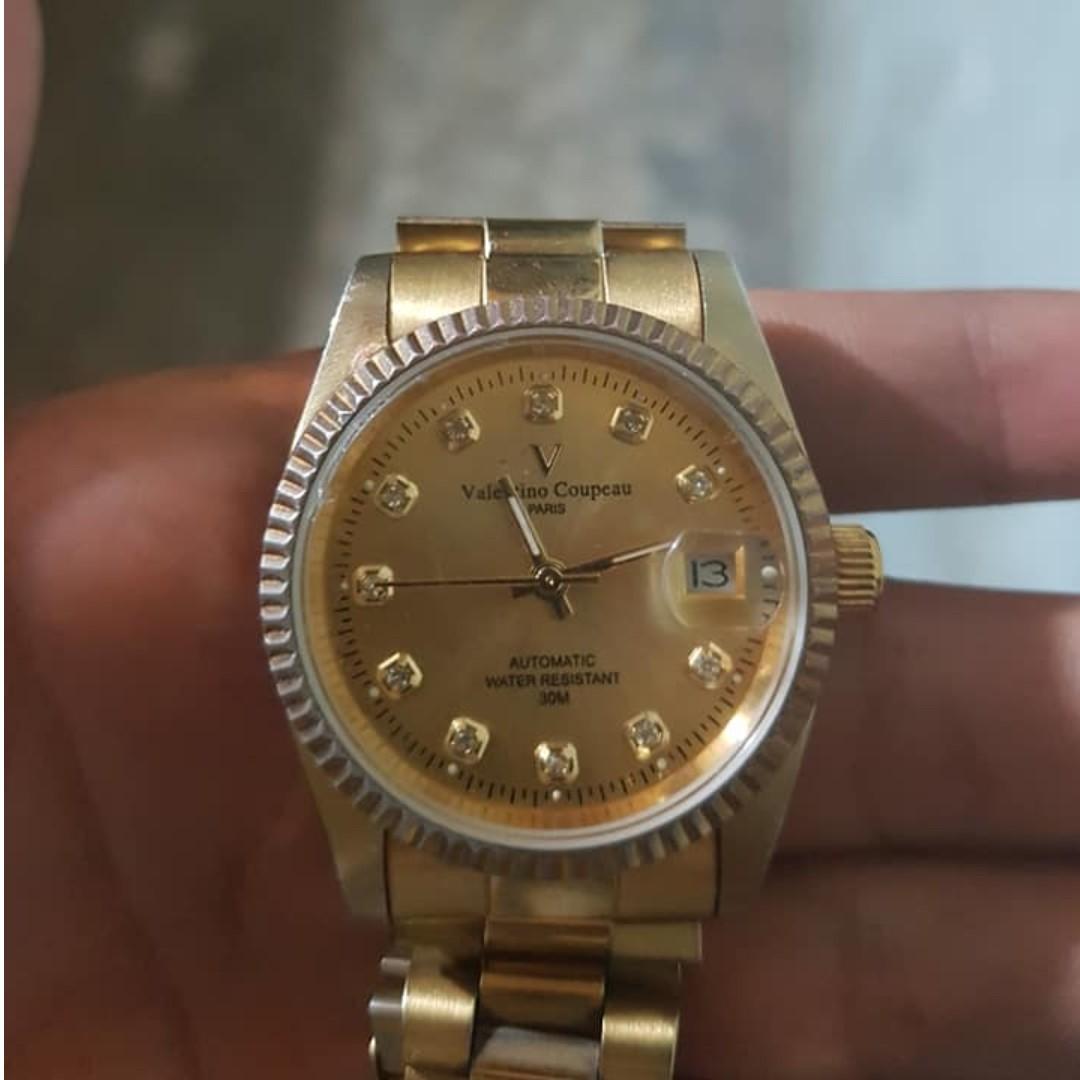 Valentino coupeau paris watch price deals