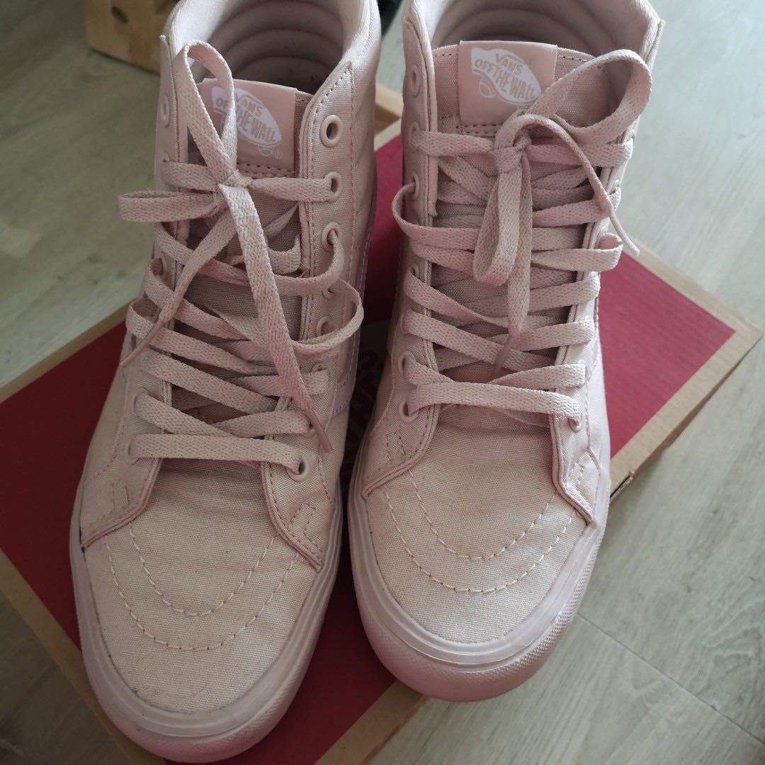vans off the wall pink shoes