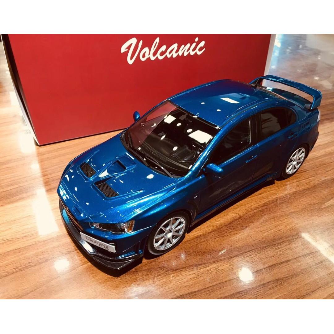 Xe Mô Hình Mitsubishi Lancer Evo 8 MR FQ-400 1:18 Otto Model ( Xám