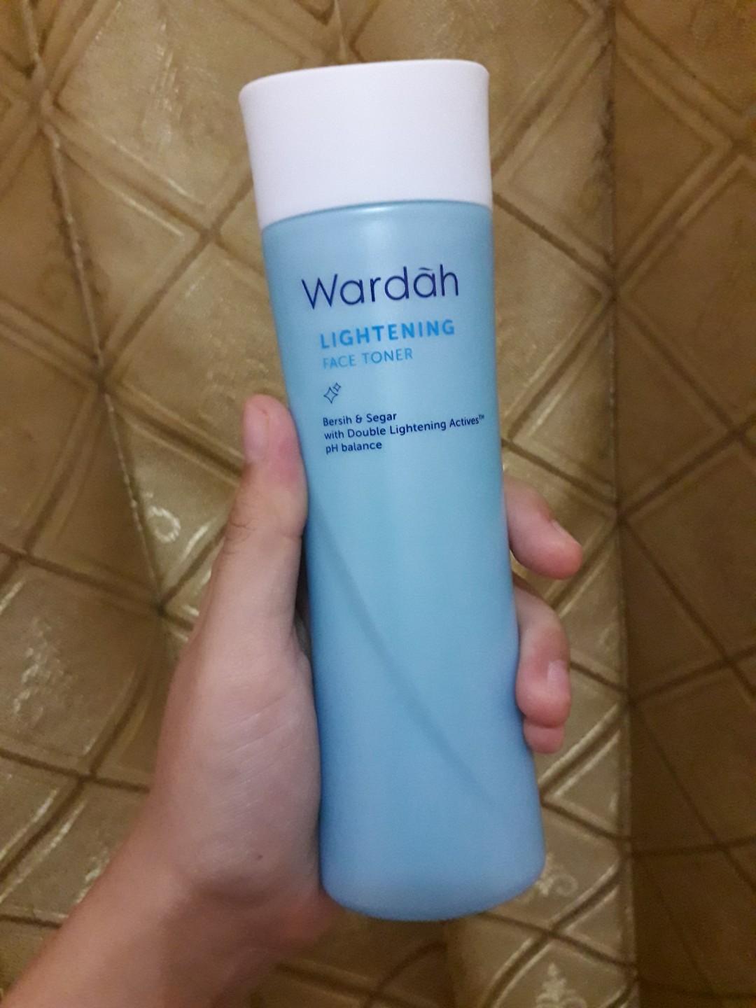 Wardah Lightening Face Toner Kesehatan Kecantikan Kulit Sabun Tubuh Di Carousell