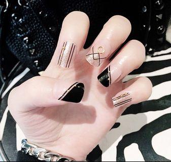 Fake Nails / Kuku Palsu motif french nails timbul