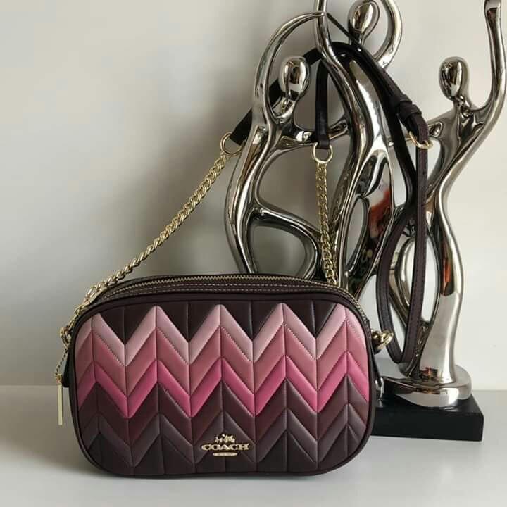 Isla chain crossbody with quilting sales