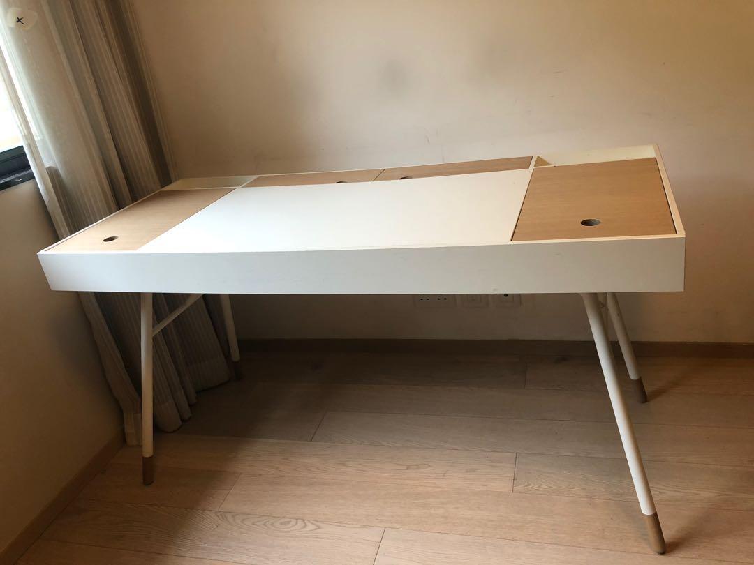 Bo Concept Cupertino Desk Home Furniture Furniture On Carousell