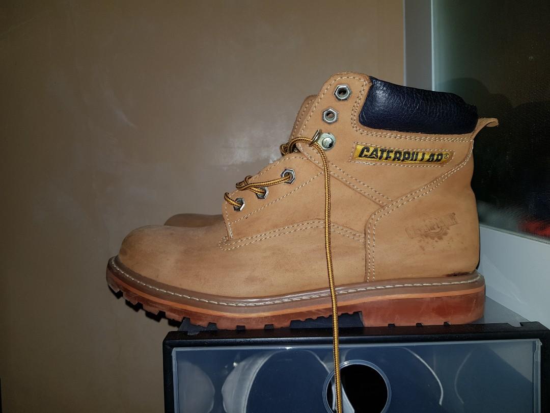 caterpillar shoes trinoma