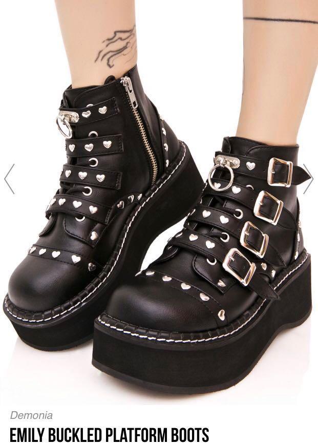 Dollskill demonia outlet