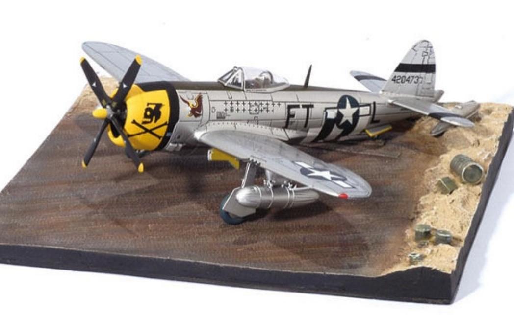 Dragon Warbirds 1/72 P-47D Thunderbolt, 353rd FS/354th FG, Ace Pilot ...