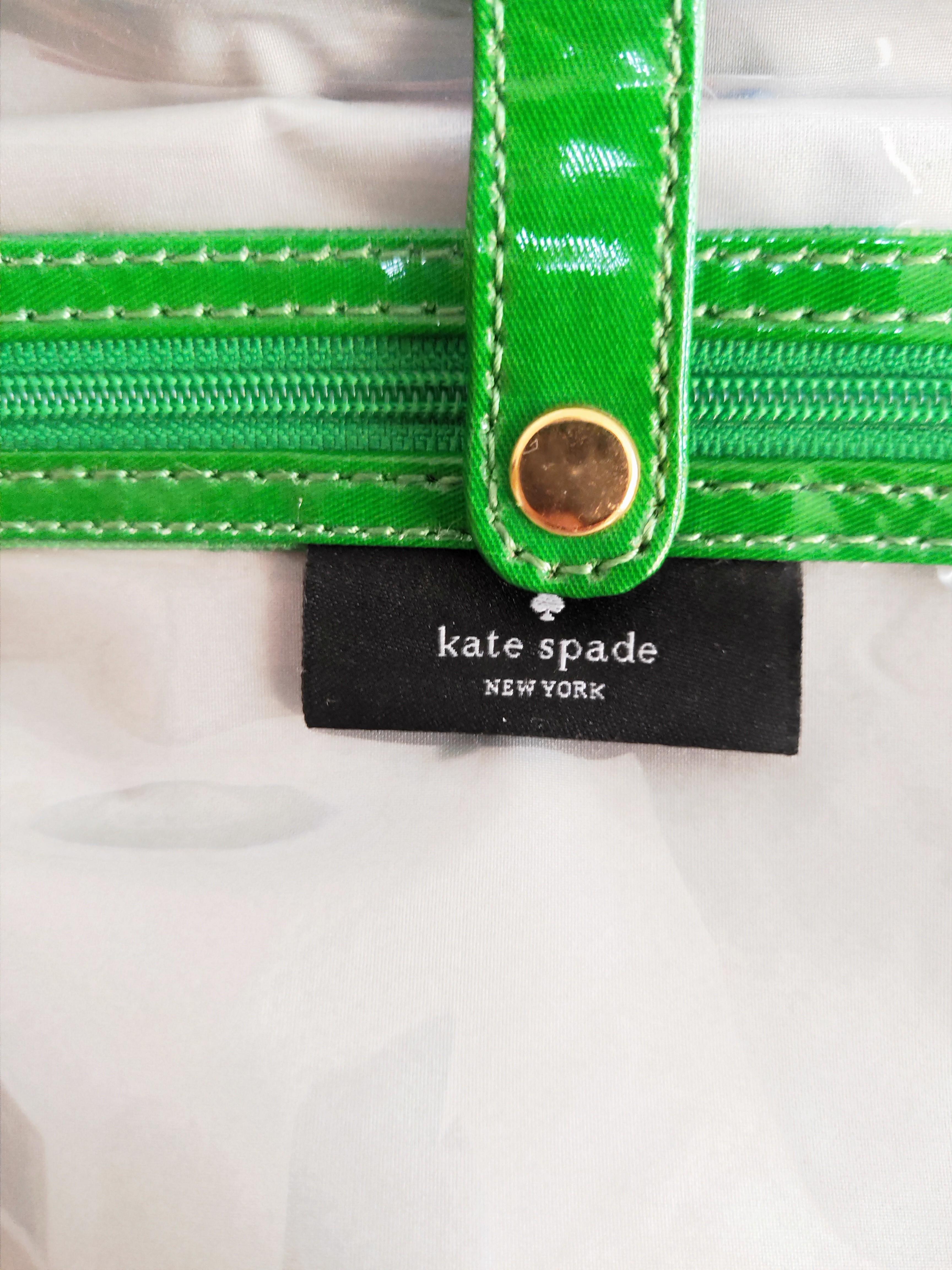 Kate Spade Manuela Underglass Polka Dot Cosmetic Bag, Women's Fashion, Bags  & Wallets, Purses & Pouches on Carousell