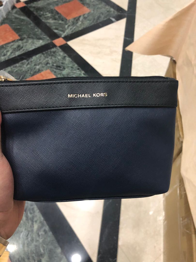 michael kors cosmetic pouch