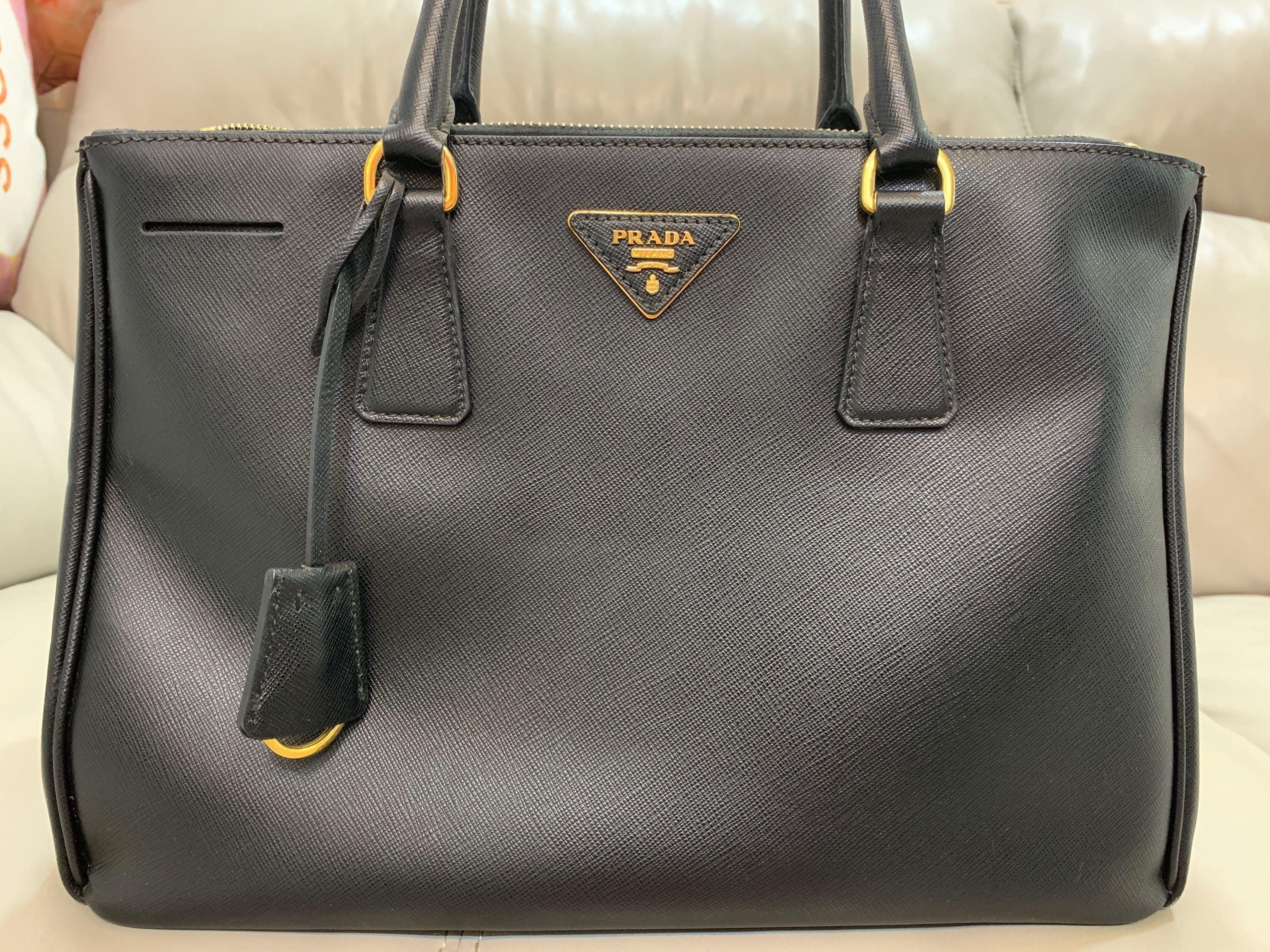 prada galleria medium saffiano leather bag