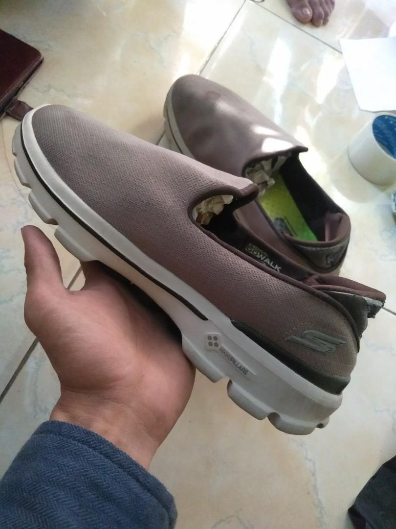Sepatu Bekas Batam Fesyen Pria Sepatu Sneakers Di Carousell