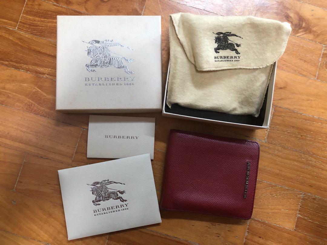 Used Burberry Men s Wallet 8cc Men s Fashion Watches Accessories Wallets Card Holders on Carousell