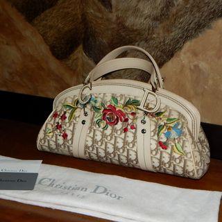 Sale!! C. DIOR floral embroidered handbag