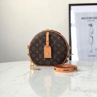 Louis Vuitton Sling Bag【LV 斜挎包】, Luxury, Bags & Wallets on Carousell