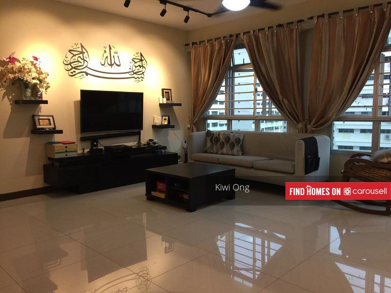(Category: ) located in . Submitted by hdb.upgrader.advisor (Listing ID 224604062, Image 1). Description: .