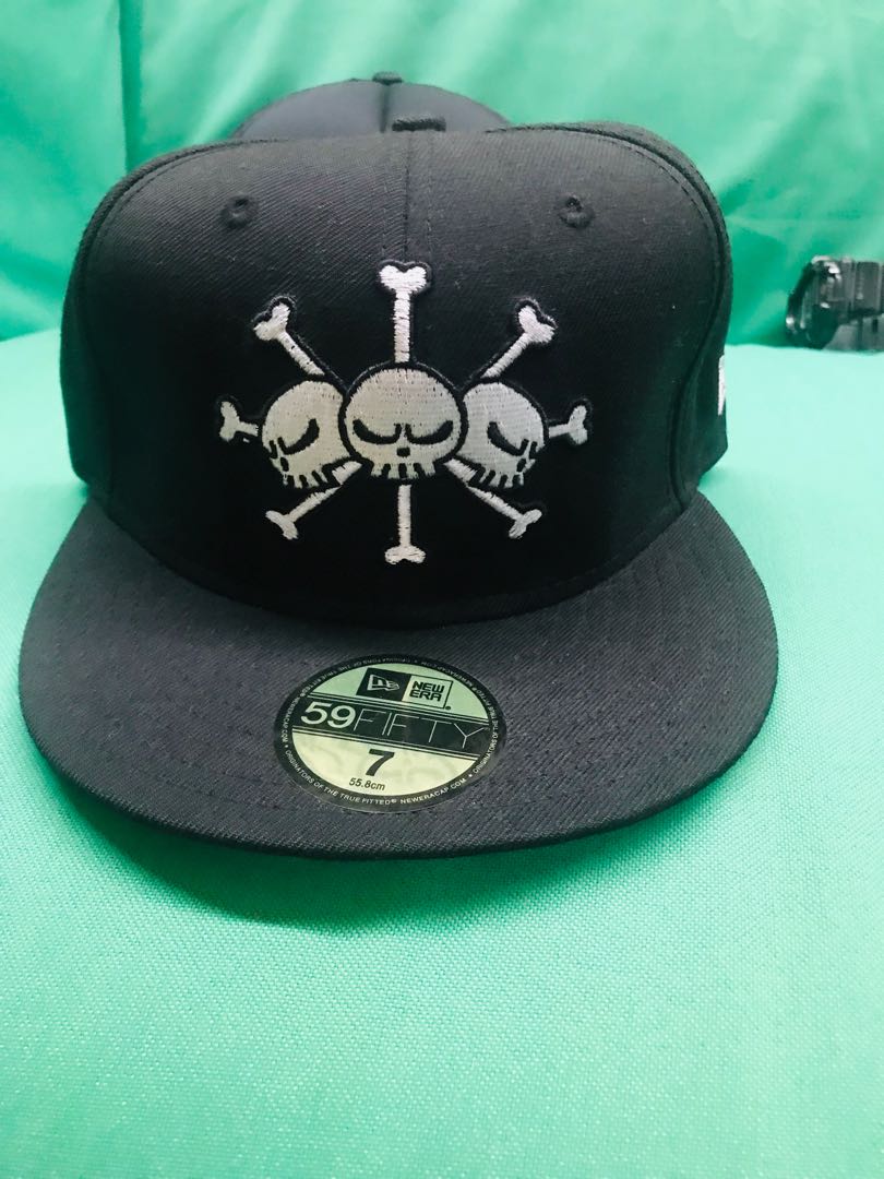 Toerist hotel Steen Authentic One Piece New Era 59FiFty Size 7, Men's Fashion, Watches &  Accessories, Caps & Hats on Carousell