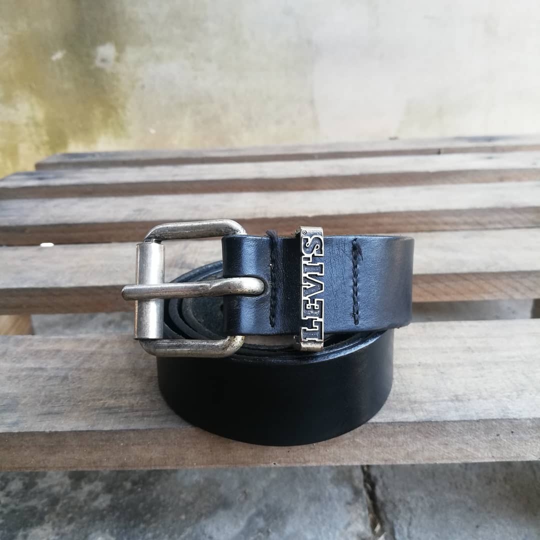 levis belt price