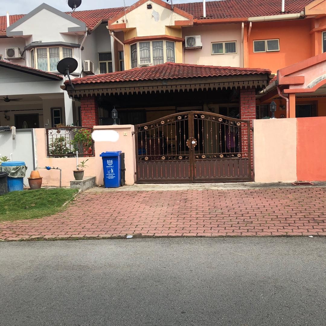 Double Storey Terrace Jalan Platinum Seksyen 7 Shah Alam Selangor Property For Sale On Carousell