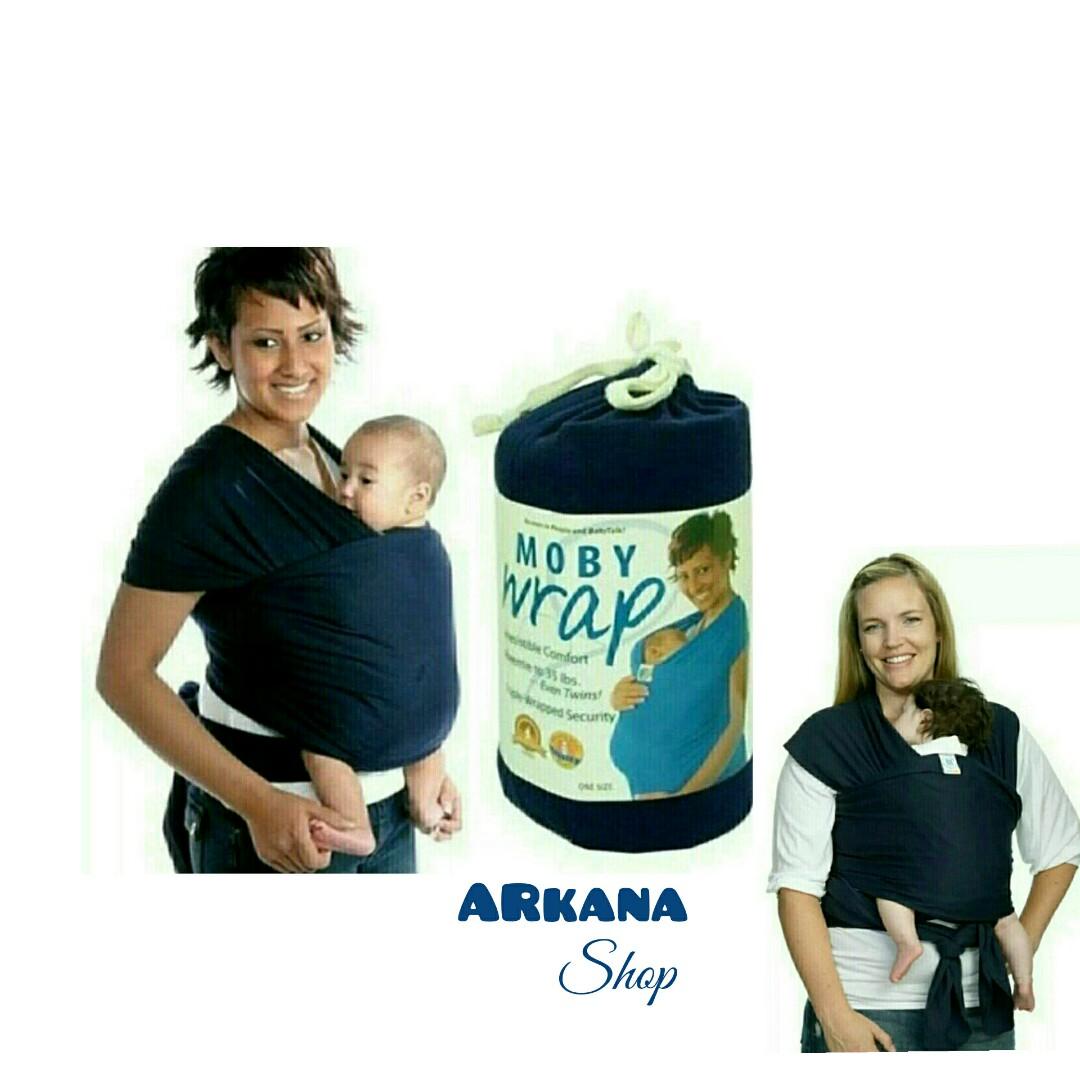 nursing in moby wrap