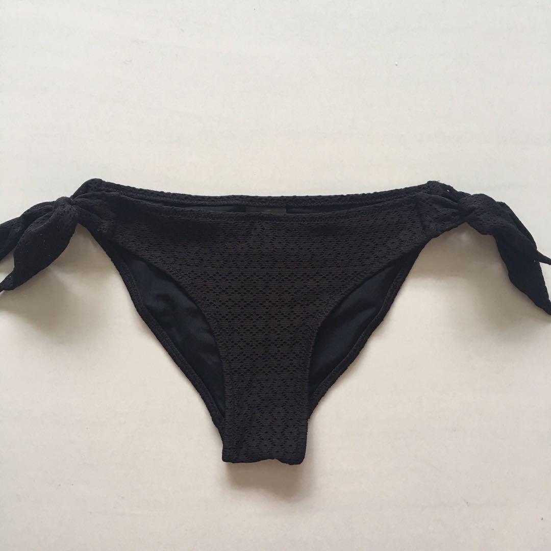 black crochet bikini bottoms