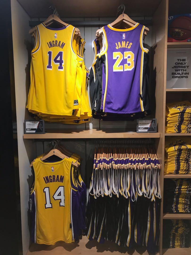nba store lakers lebron james