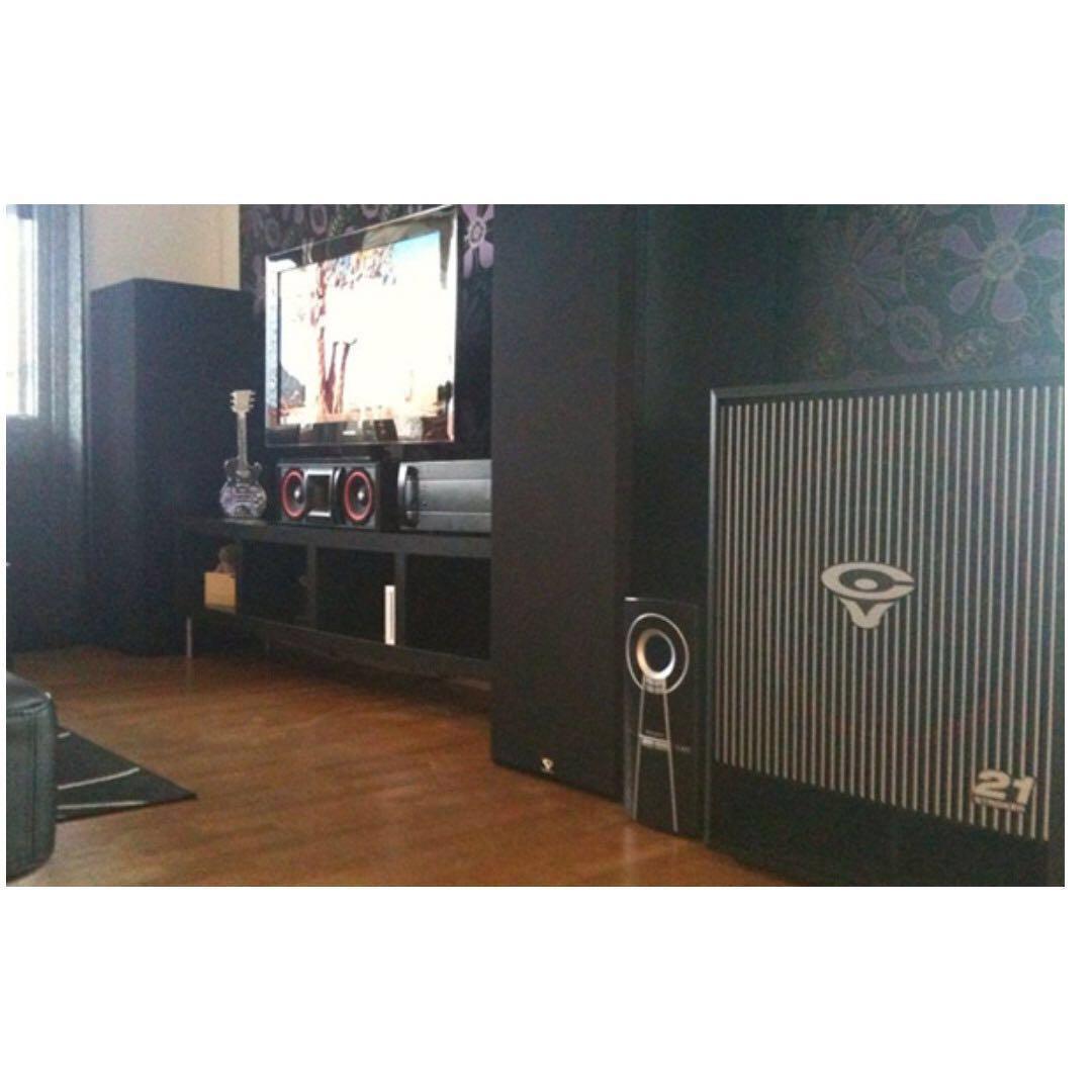 LIMITED STOCKS LEFT- CERWIN-VEGA PROFESSIONAL STROKER 2,4000 WATTS POWERED ACTIVE SUBWOOFER over 80kg (WAS SELLING $4,500) WAREHOUSE PRICE $1,500.00, Audio, Other Audio Equipment on Carousell