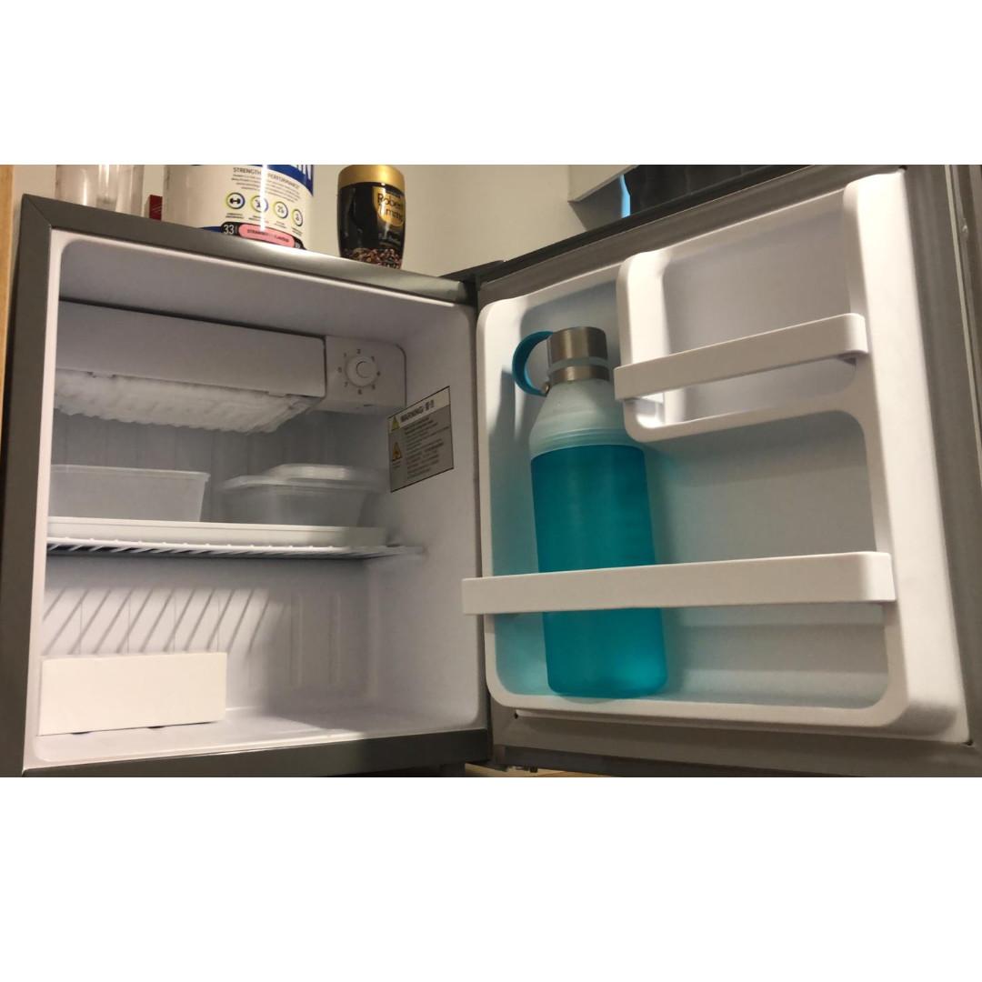 Minifridge (NTU Halls), TV & Home Appliances, Kitchen Appliances