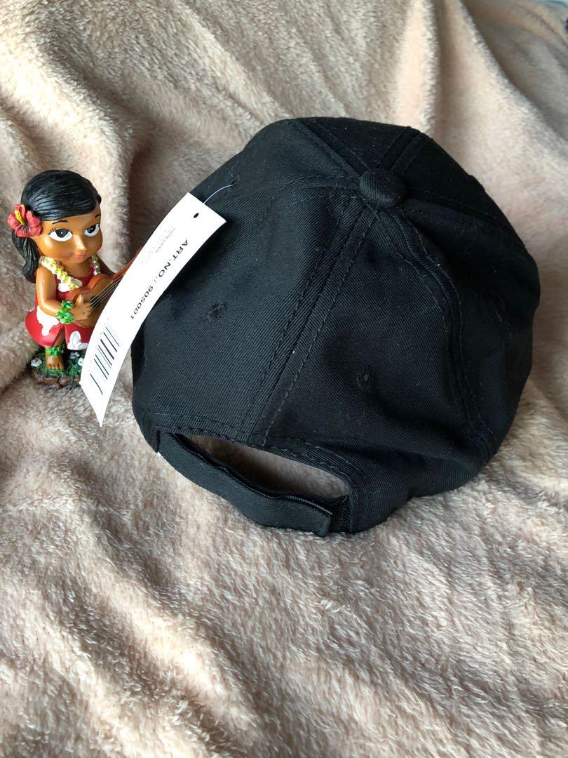 New Vienna, Austria souvenir baseball cap, Men's Fashion, Watches