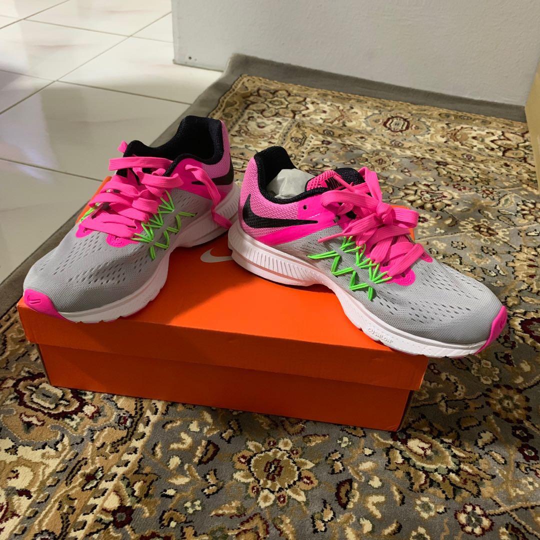 Nike women's zoom winflo 3 store