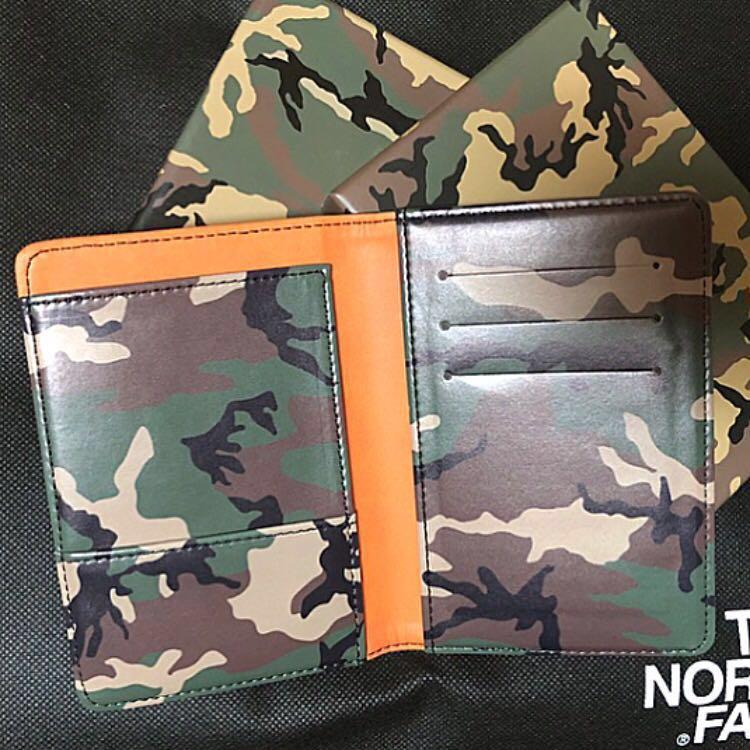 North face store passport holder
