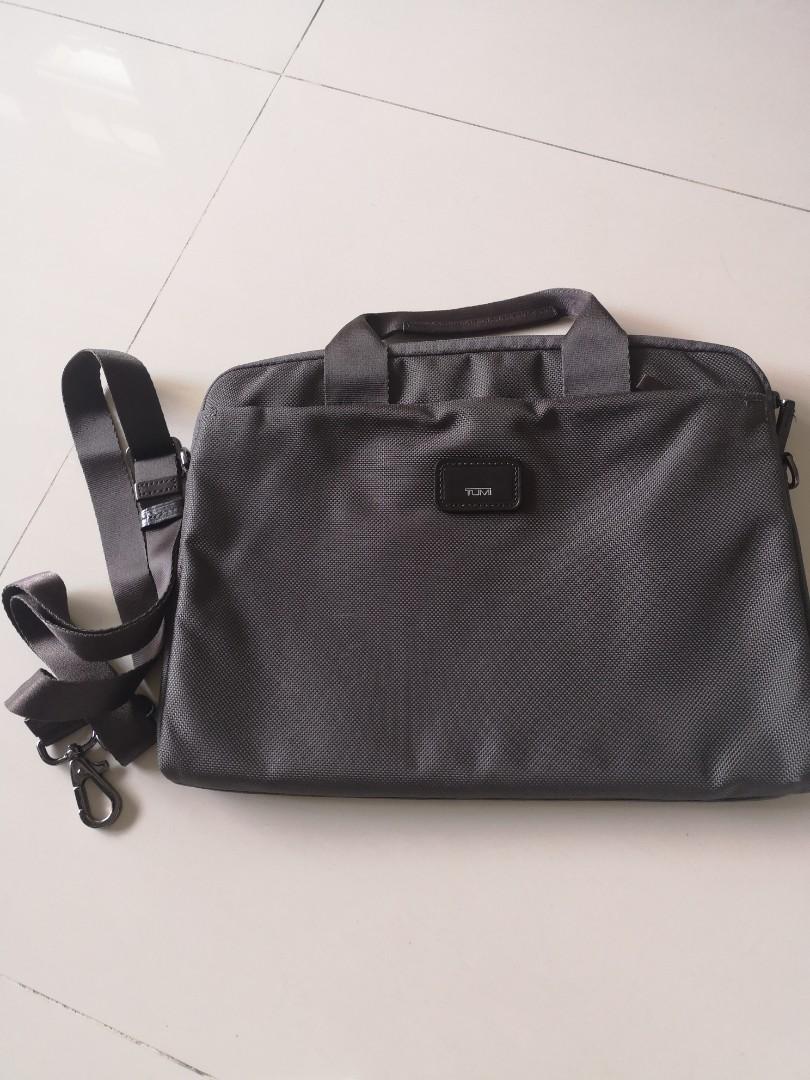 tumi 15 inch laptop bag