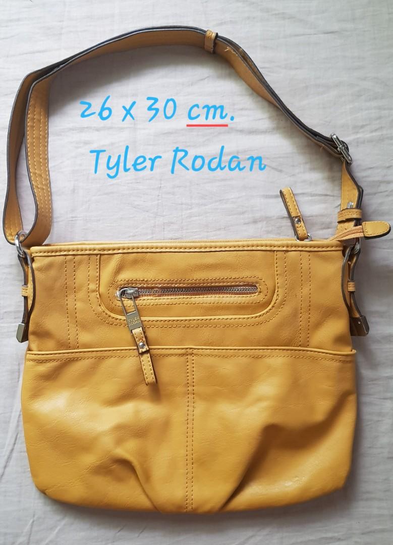 tyler rodan black leather purse