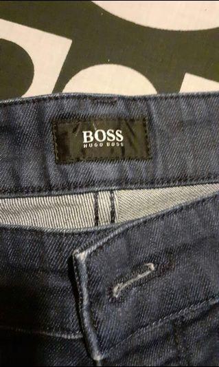 Celana jeans masih bagus..