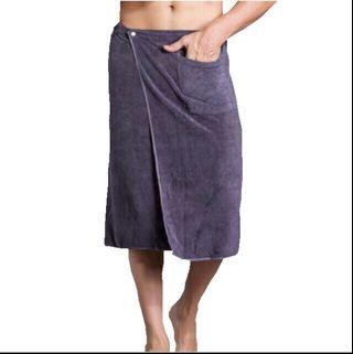 🆕Men’s wearable towel with pocket and button garter
