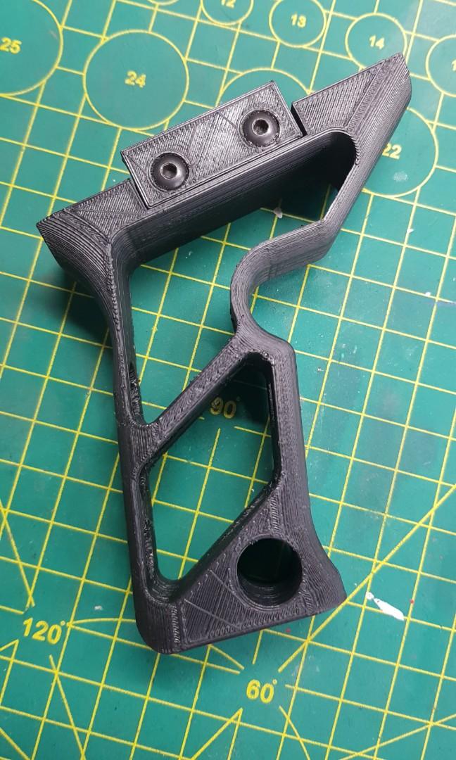 3D Printing Airsoft gun Fortis Shift Vertical Grip rail ver, 興趣及遊戲, 手作