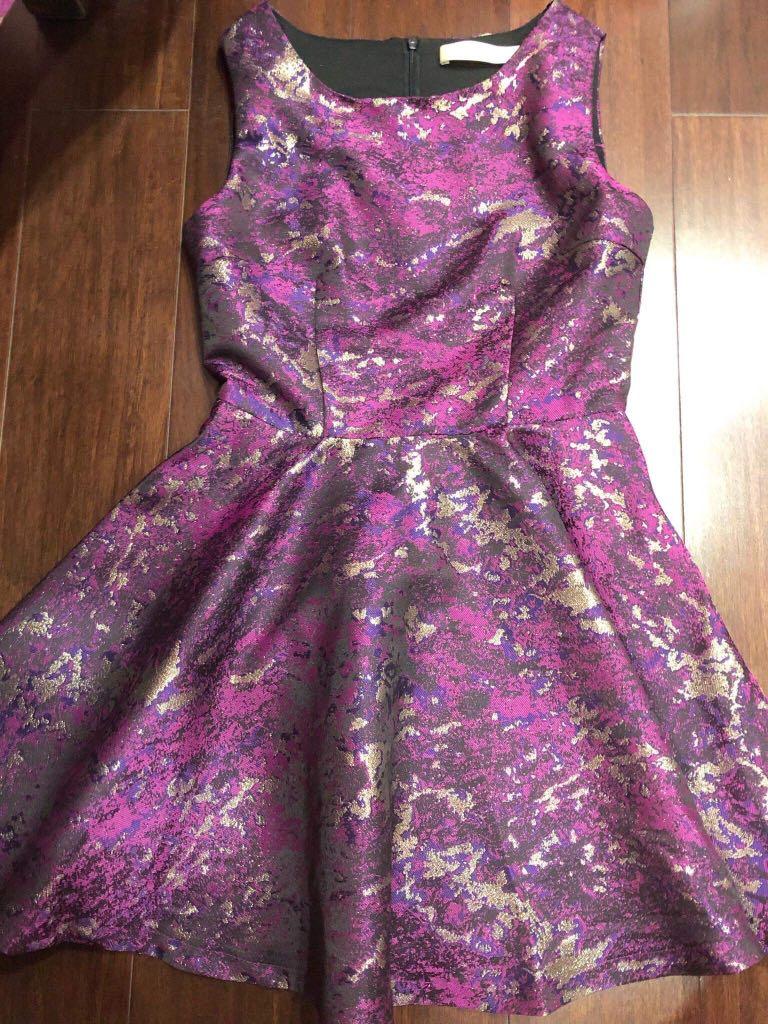 CLN Elegant Dress (Category: Dresses) located in Zamboanga. Submitted by cloudx44 (Listing ID 224832754, Image 1). Description: Used only once on a bday party Still in perfect condition Very elegant RFS: my girlfriend’s closet decluttering 🤷‍♂️.