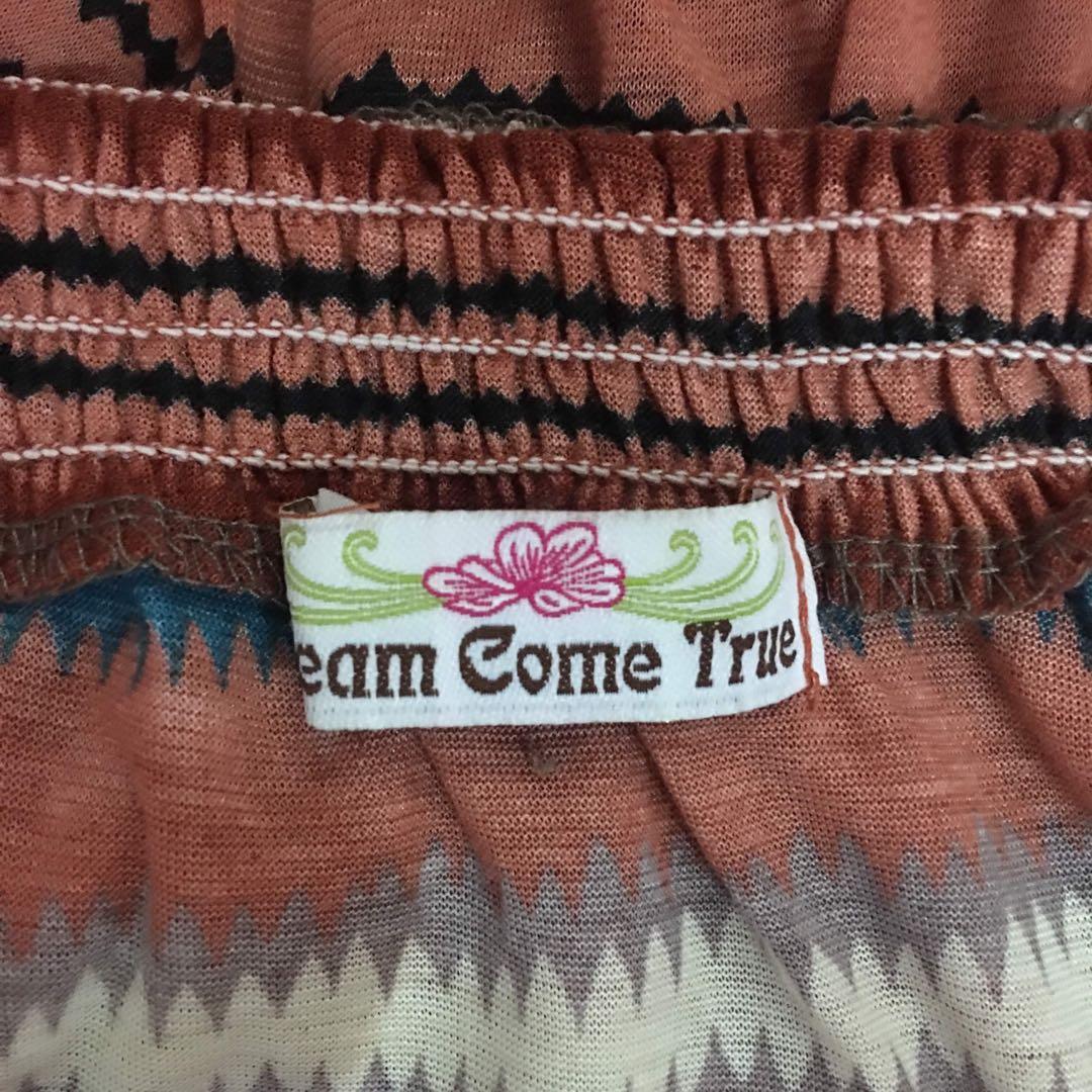 Dream Come True offshoulder top (garterized) (Category: Others Tops) located in Zamboanga. Submitted by cloudx44 (Listing ID 224829268, Image 2). Description: Brandnew or never been used Bought impulsively RFS: my girlfriend’s closet decluttering 🤷‍♂️.