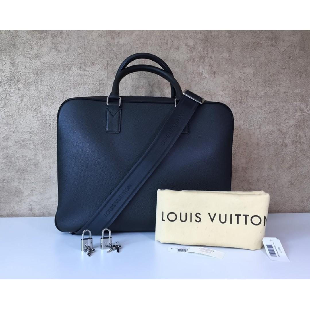 Louis Vuitton Alexandre Wallet Taiga Black in Taiga Leather with