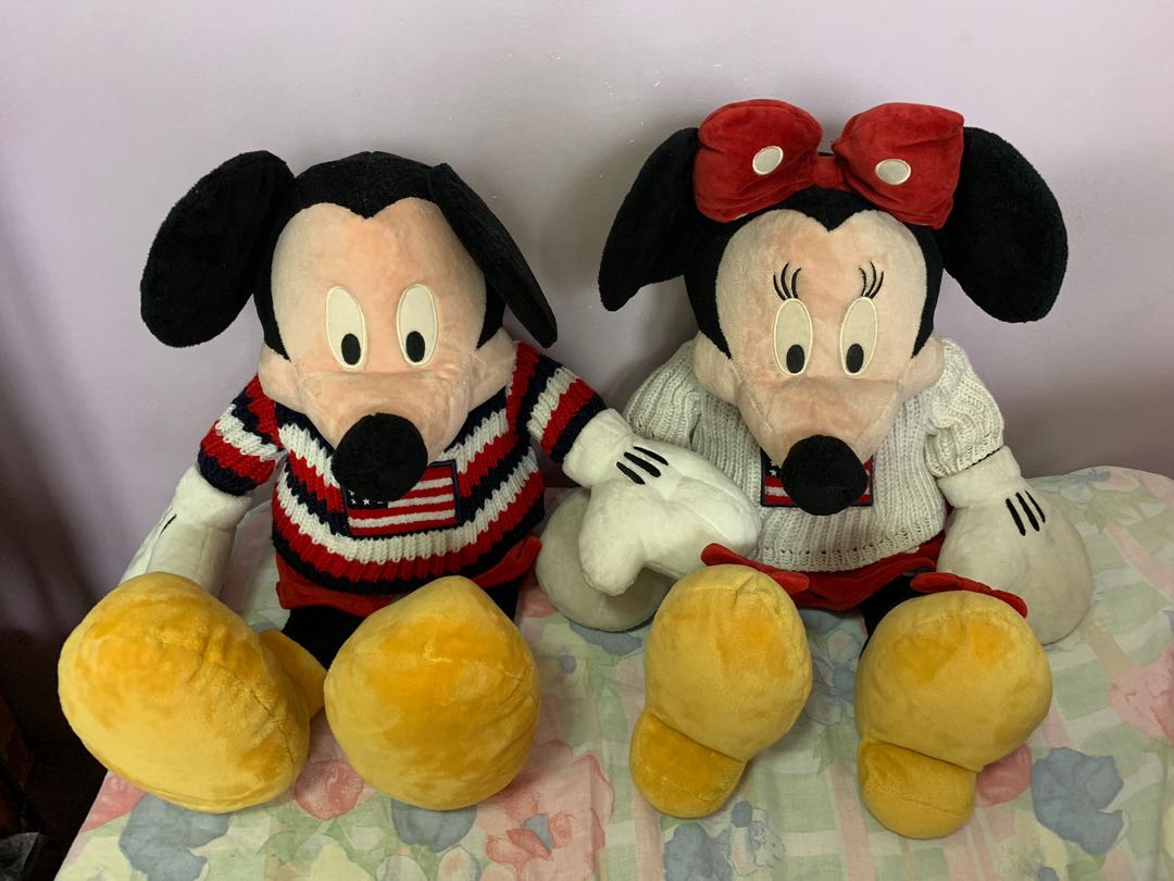 mickey and minnie mouse stuff