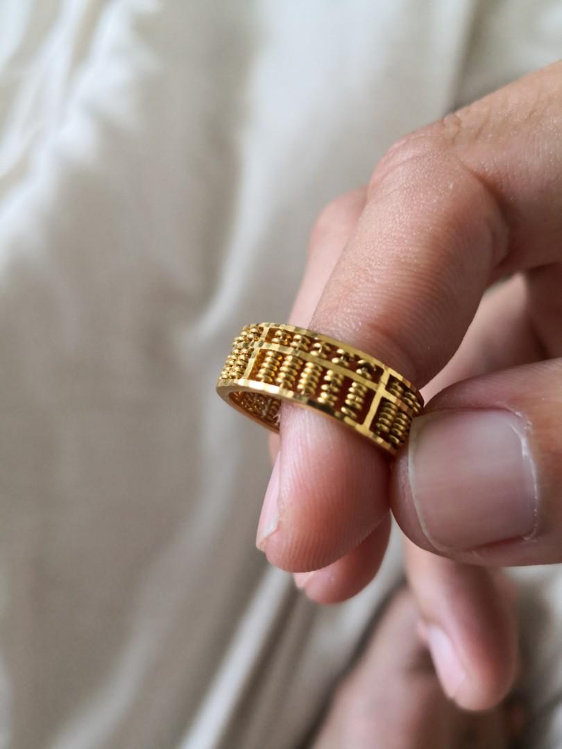 Gold ring pawn shop