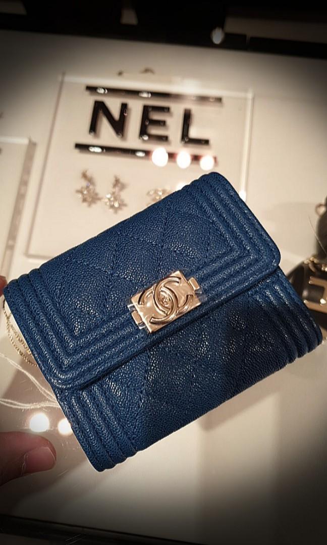 Boy chanel small flap wallet - Grained calfskin & gold-tone metal, blue —  Fashion