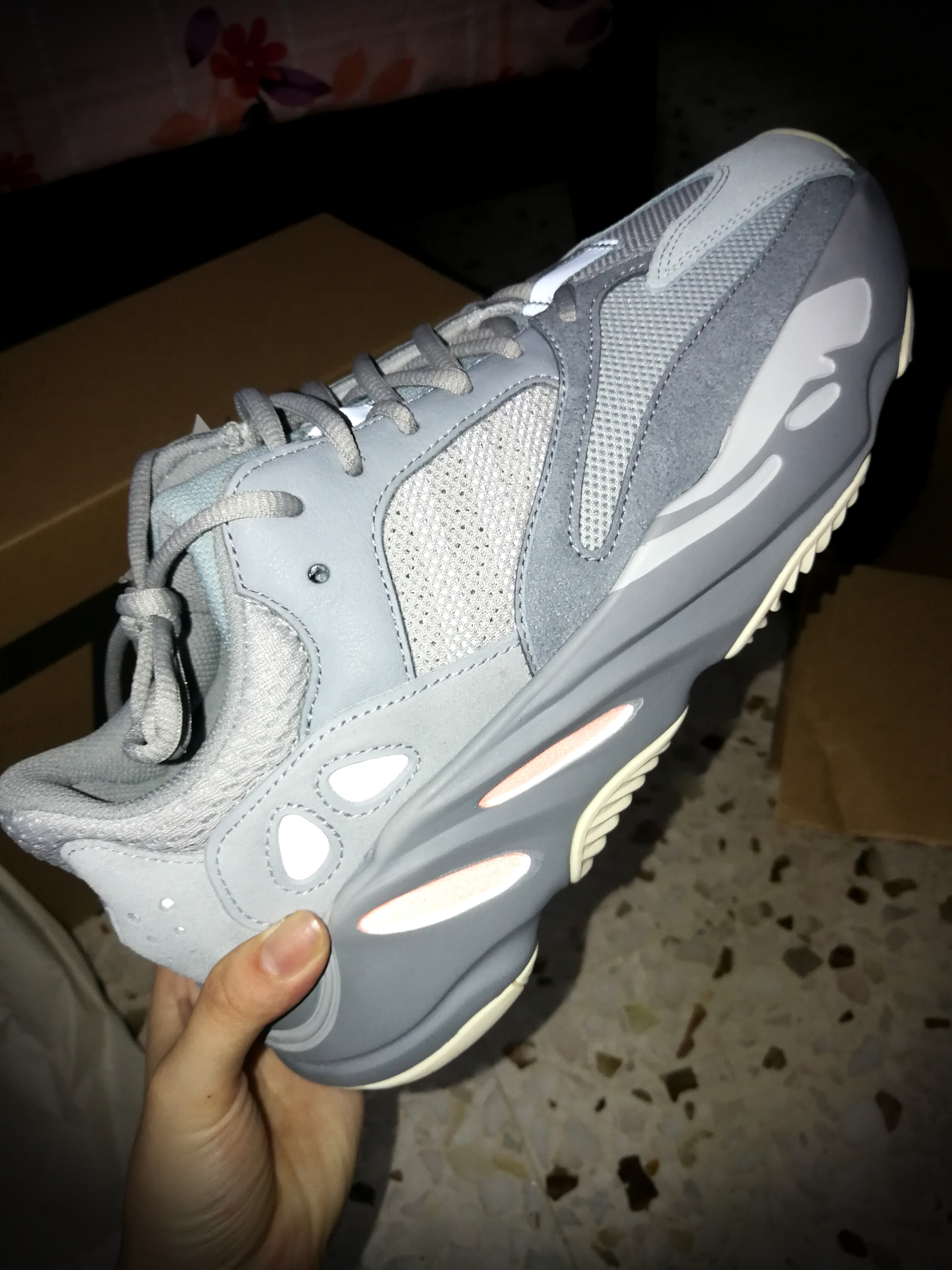 yeezy 700 inertia women's