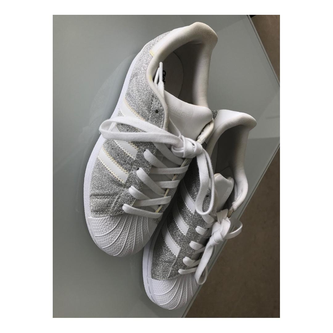 Stan smith shiny deals