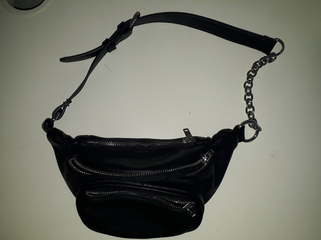 brandy melville fanny pack Luxury Bags Wallets on Carousell