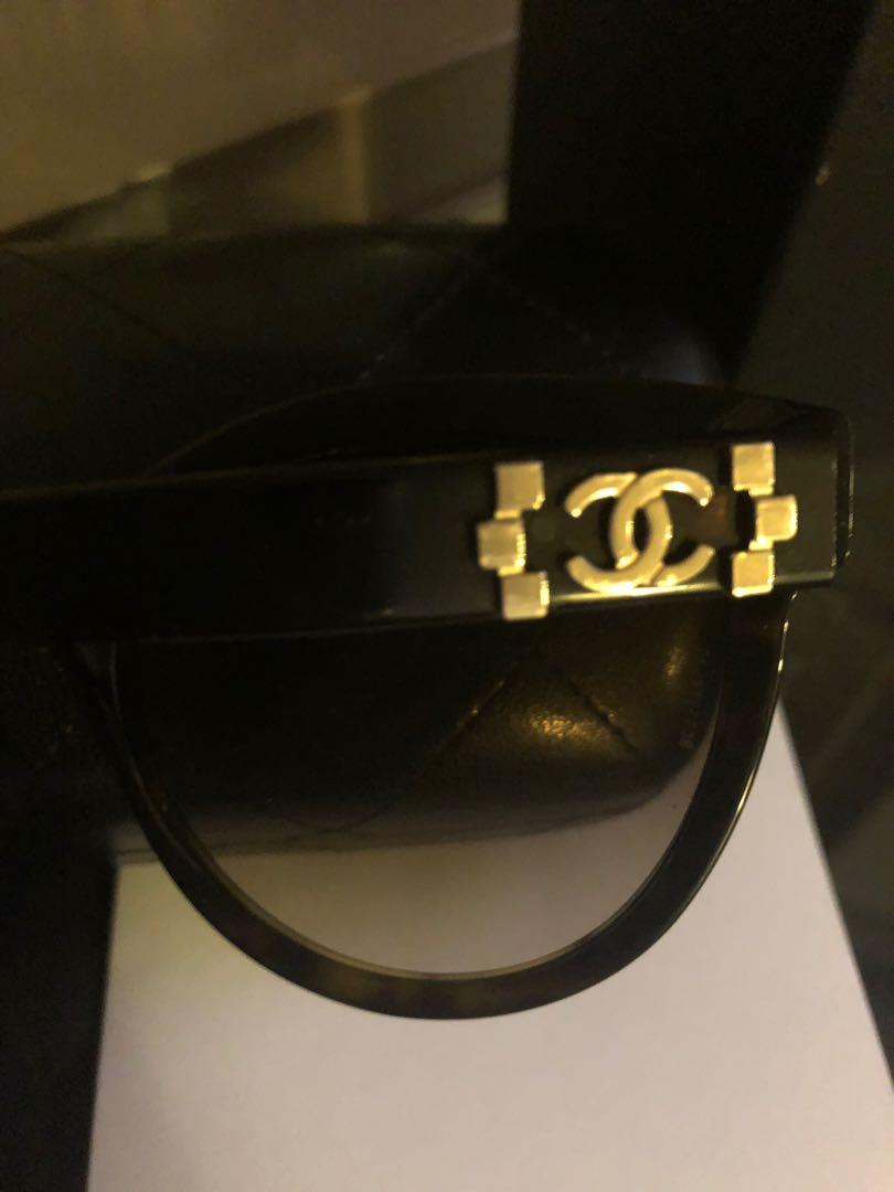 Chanel boy clearance brick sunglasses