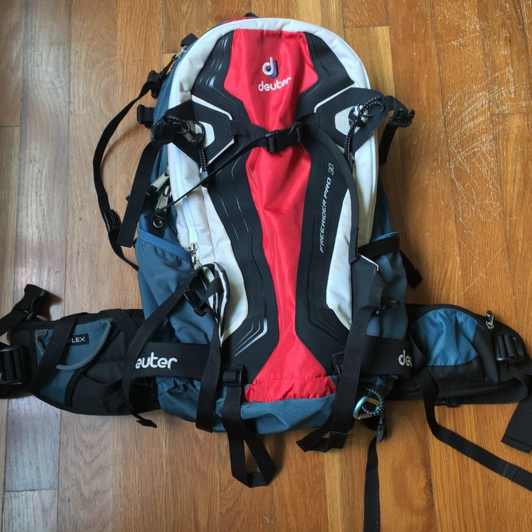 Deuter FreeRider Pro 30 Backpack, Sports Equipment, Sports & Games